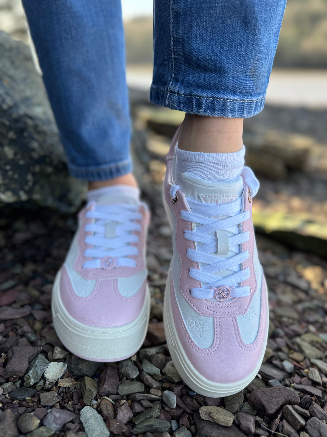 Pink guess sneakers flpswofal12