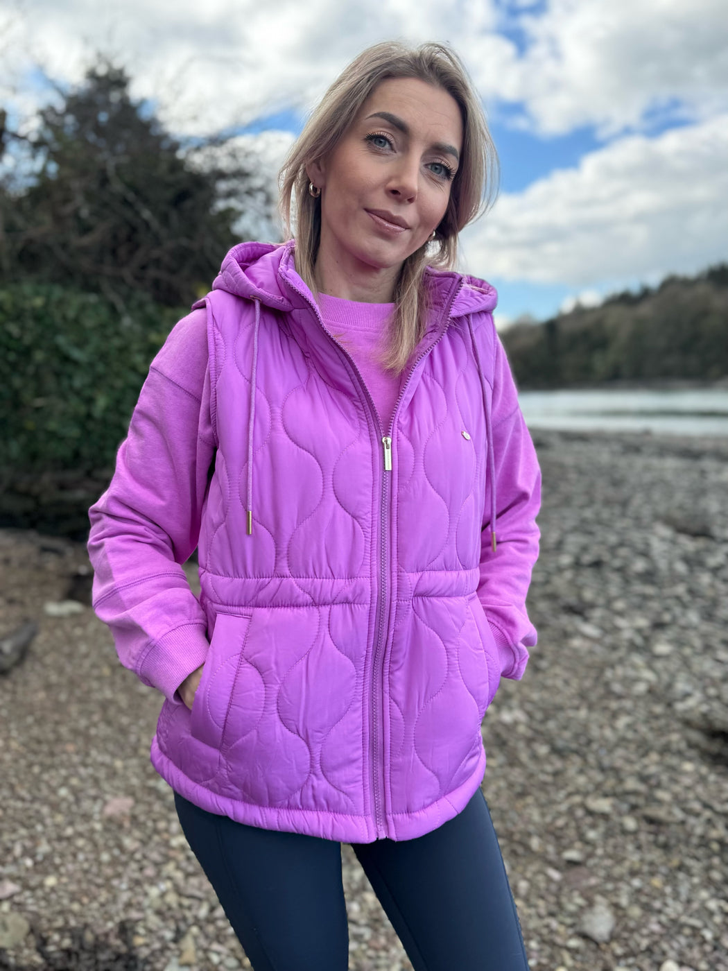 Denise quilted purple gilet