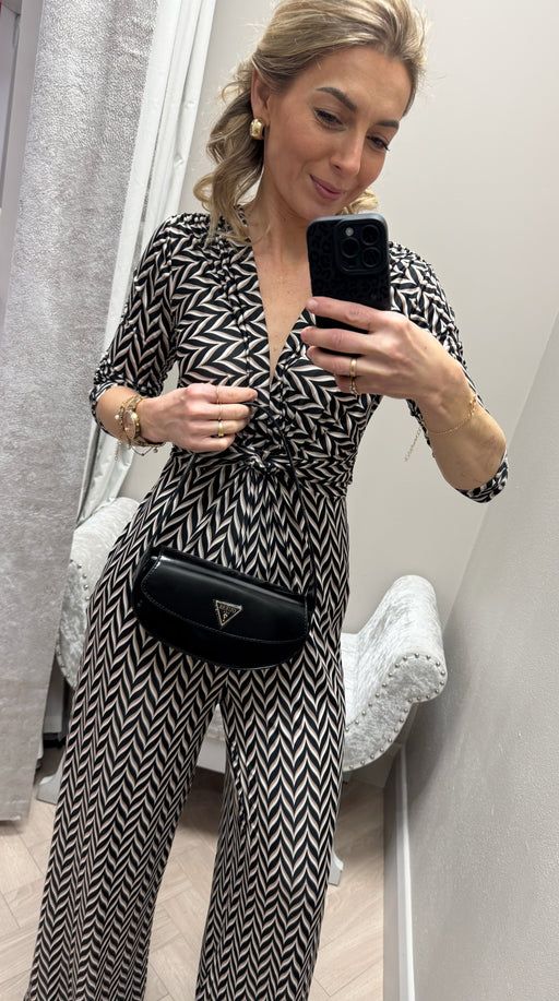 Guess black arnela mini shoulder bag NG949678