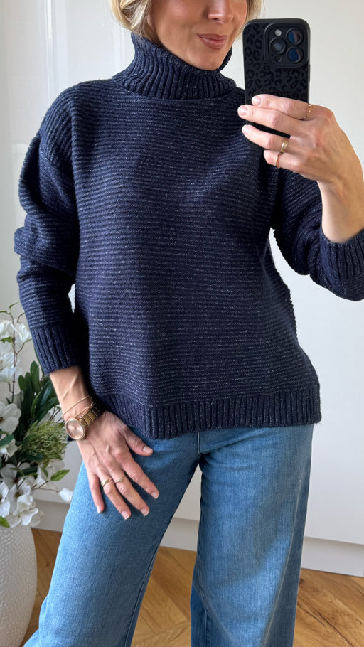 Muffin turtle neck navy knit