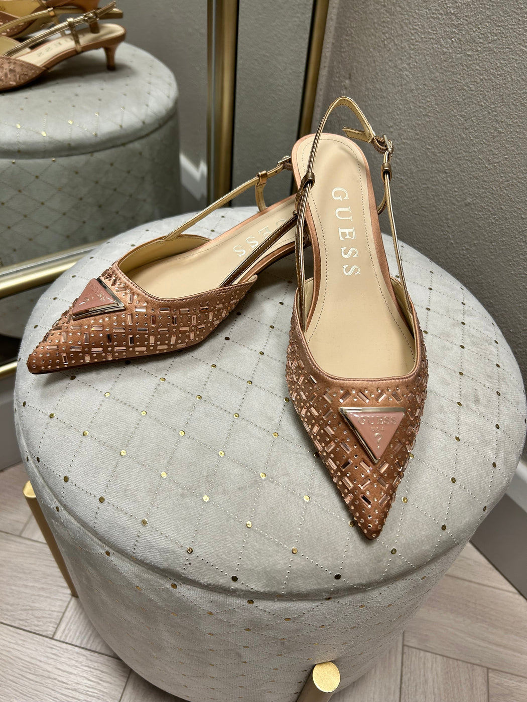 Guess satin rose gold embellished slingbacks flpjsysat05