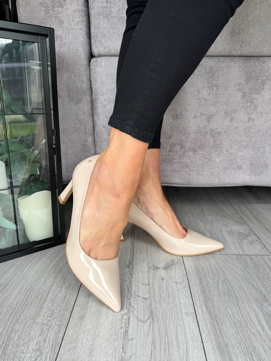 Bamburgh Almond heel