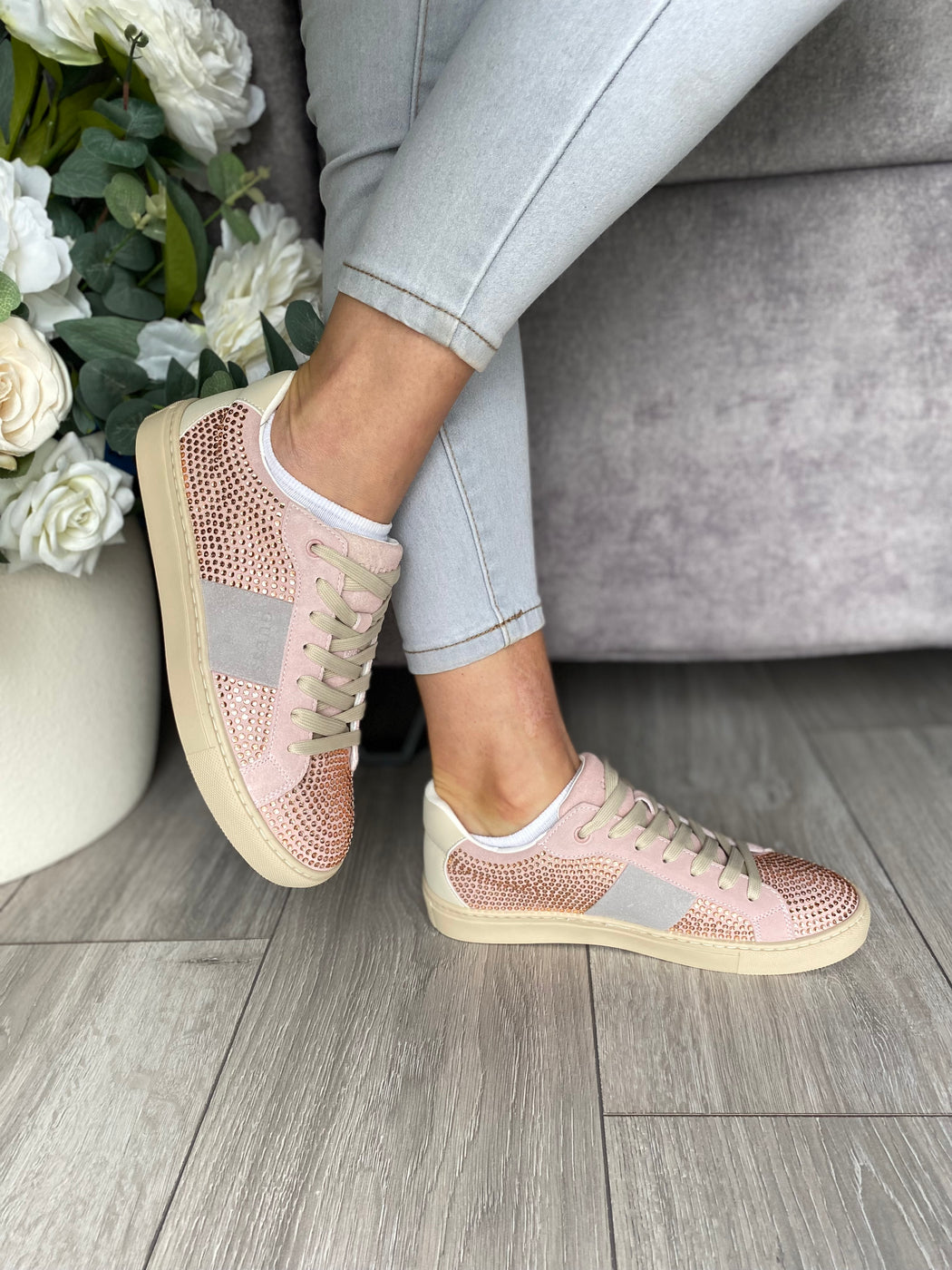 Guess pink diamanté sneaker flptodsue12