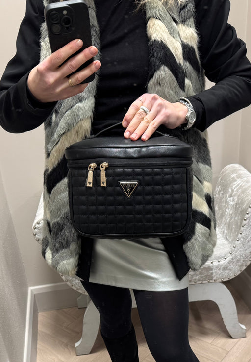 Black nadira guess cosmetic bag qg8424039
