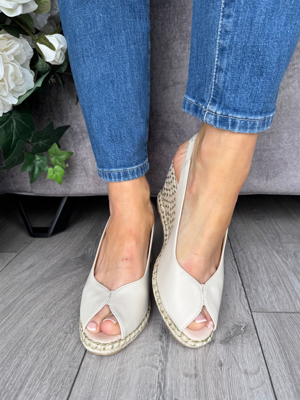 Tregele almond wedge