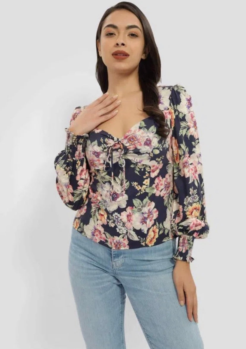 Navy floral guess alelaide top