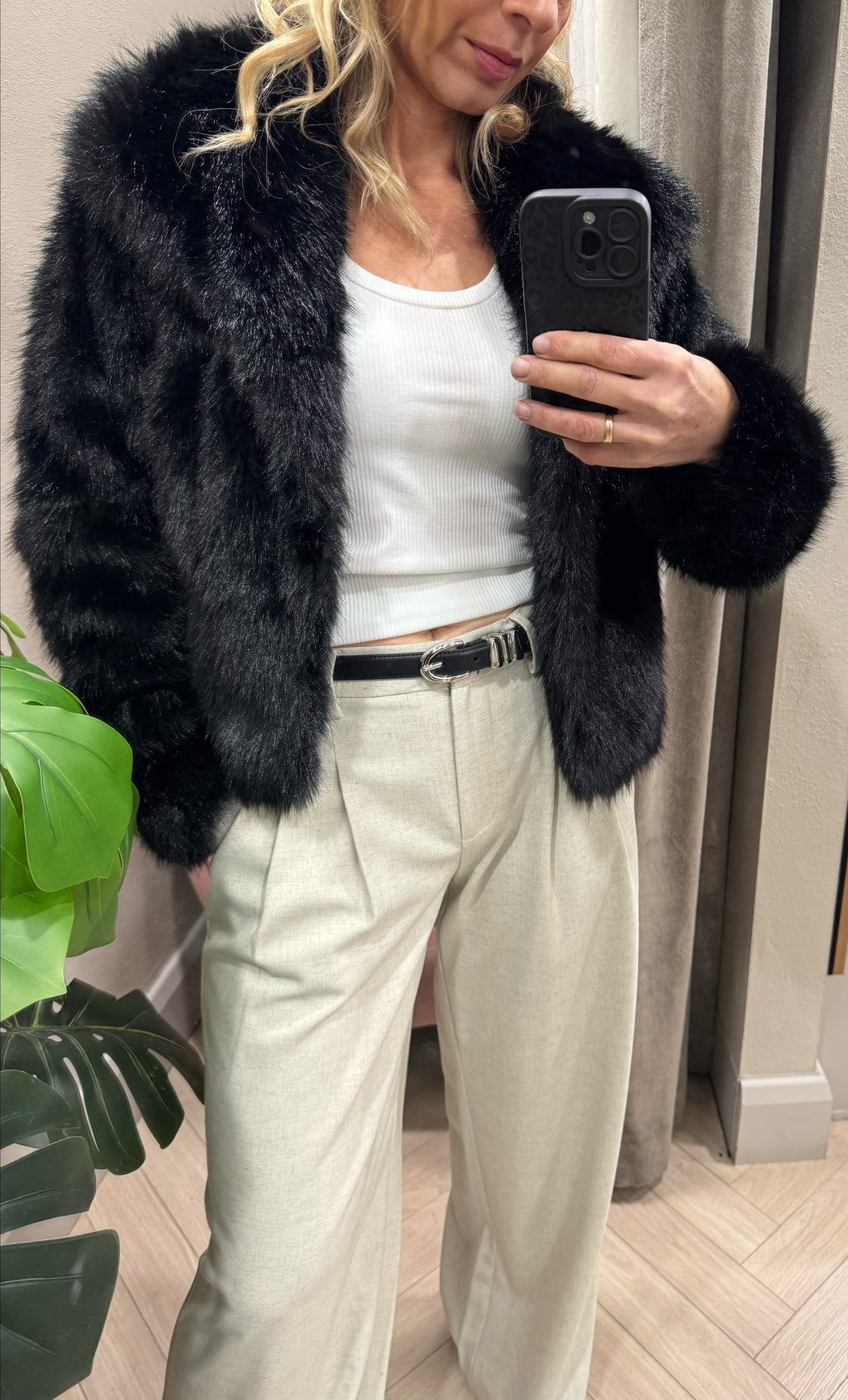 Thretha black faux fur jacket