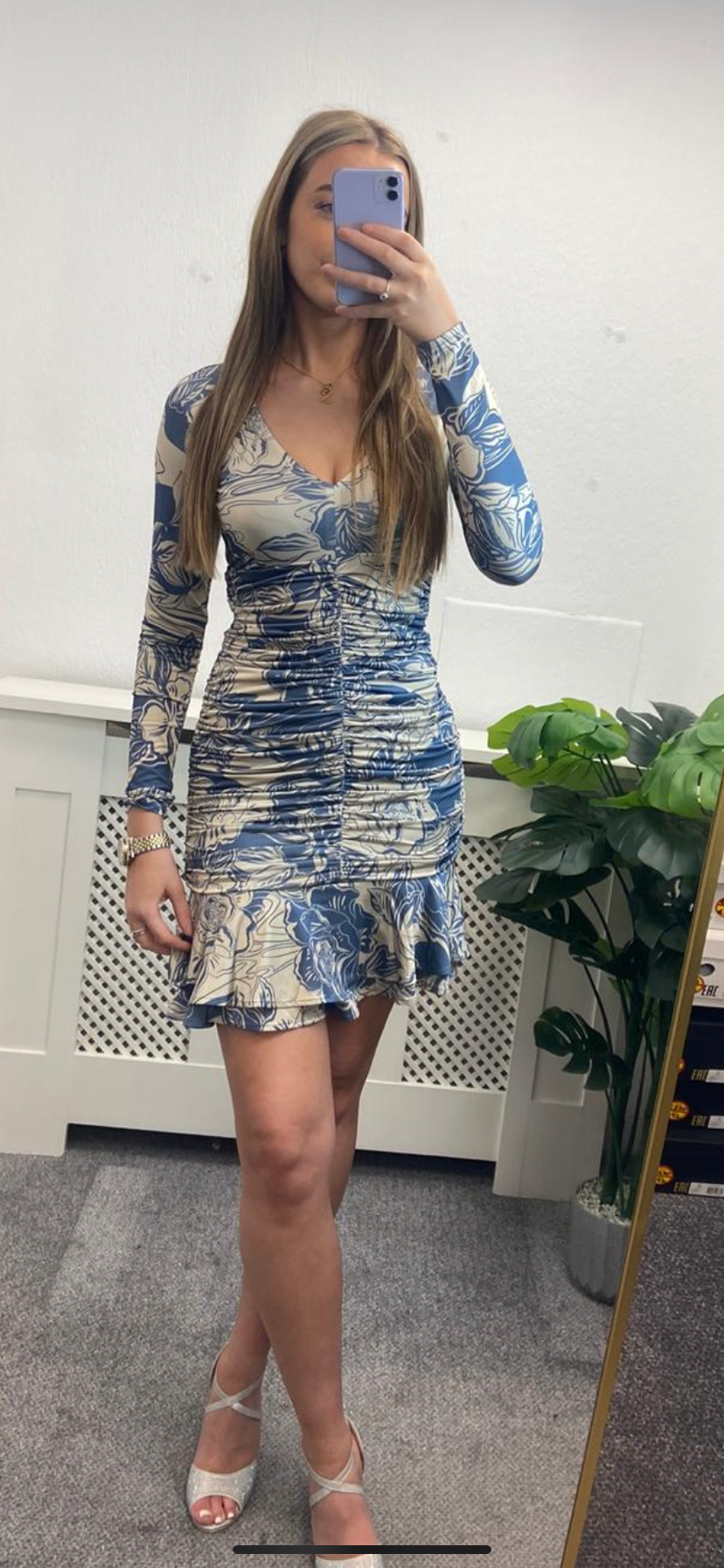 W4RK51KBAC2 guess patterned dress with frill detail