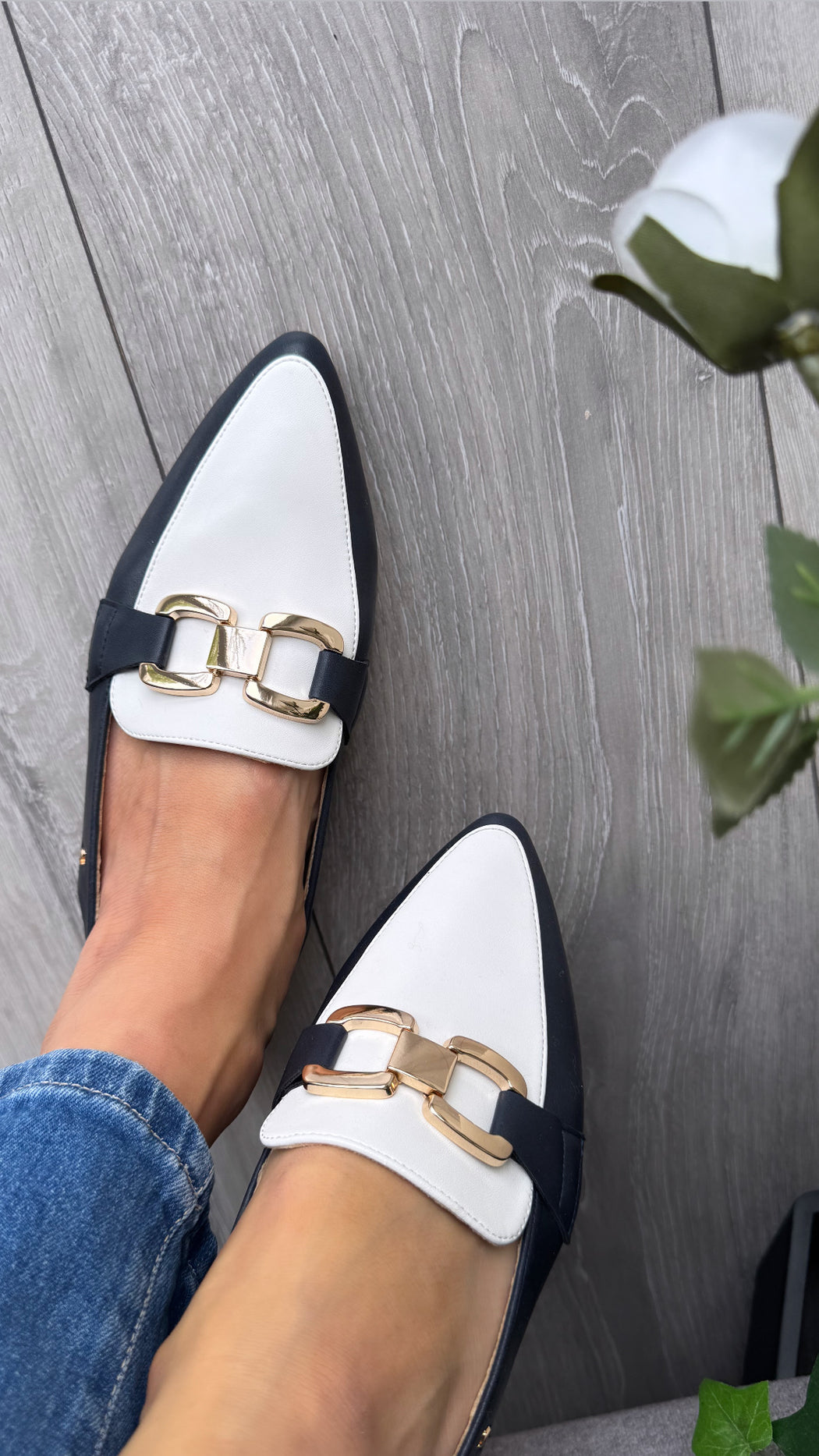 Garford sapphire slingback