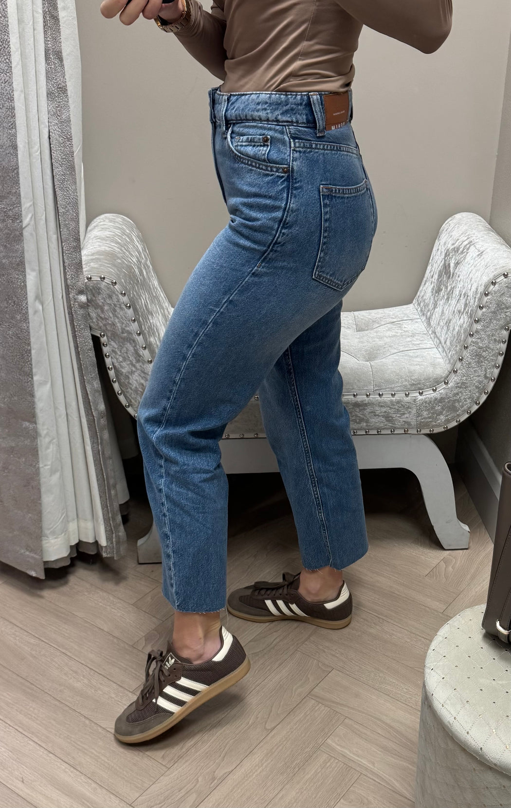 Cropped straight jean