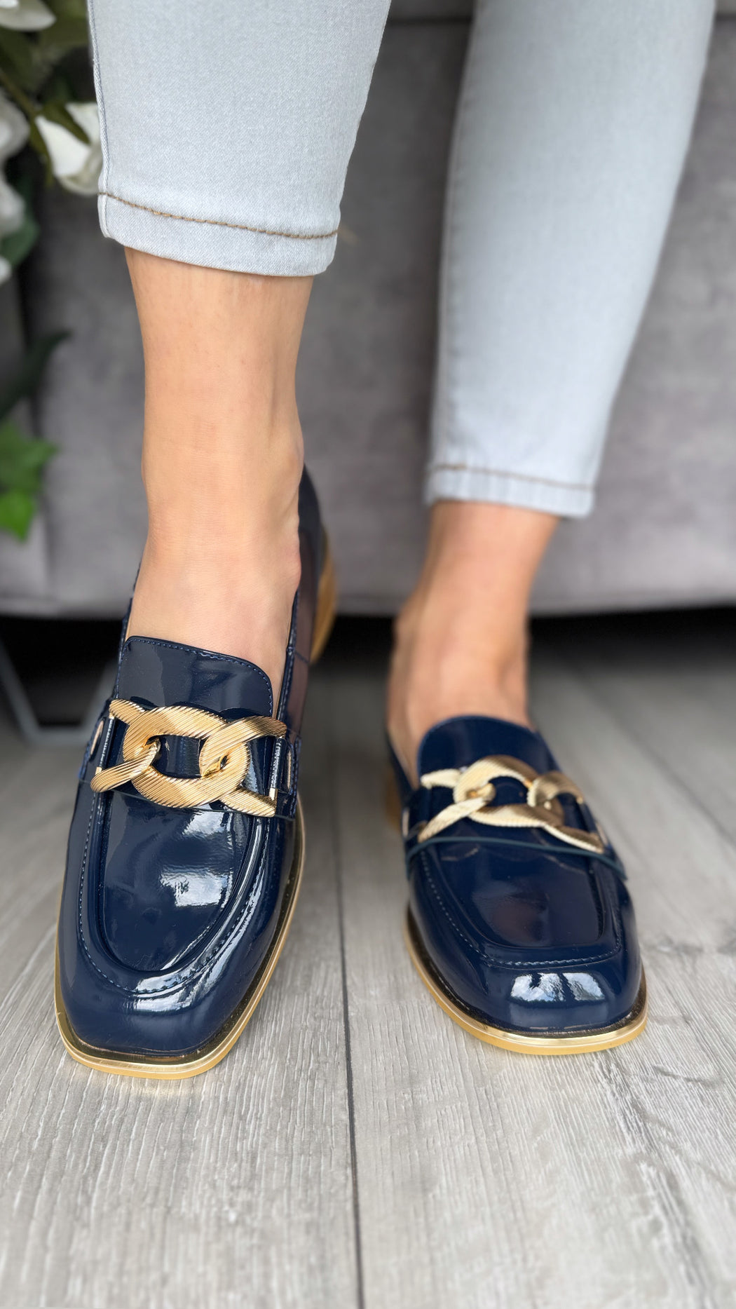 Thames Est Sapphire Loafer