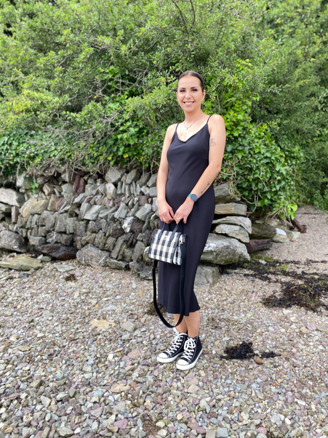 SIENNA MIDAXI DRESS IN BLACK