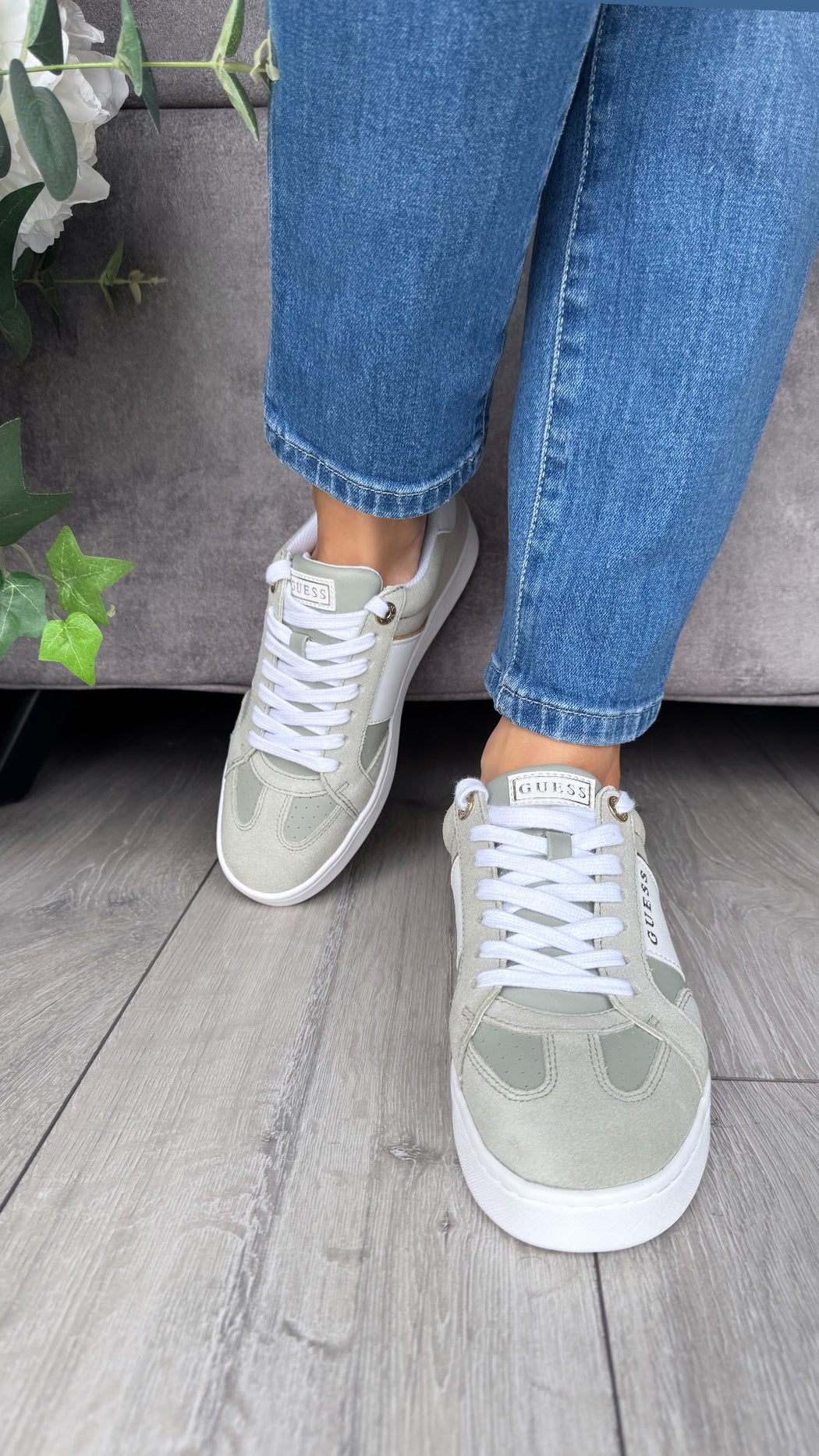 Guess green trainers FLJRO6SUe12