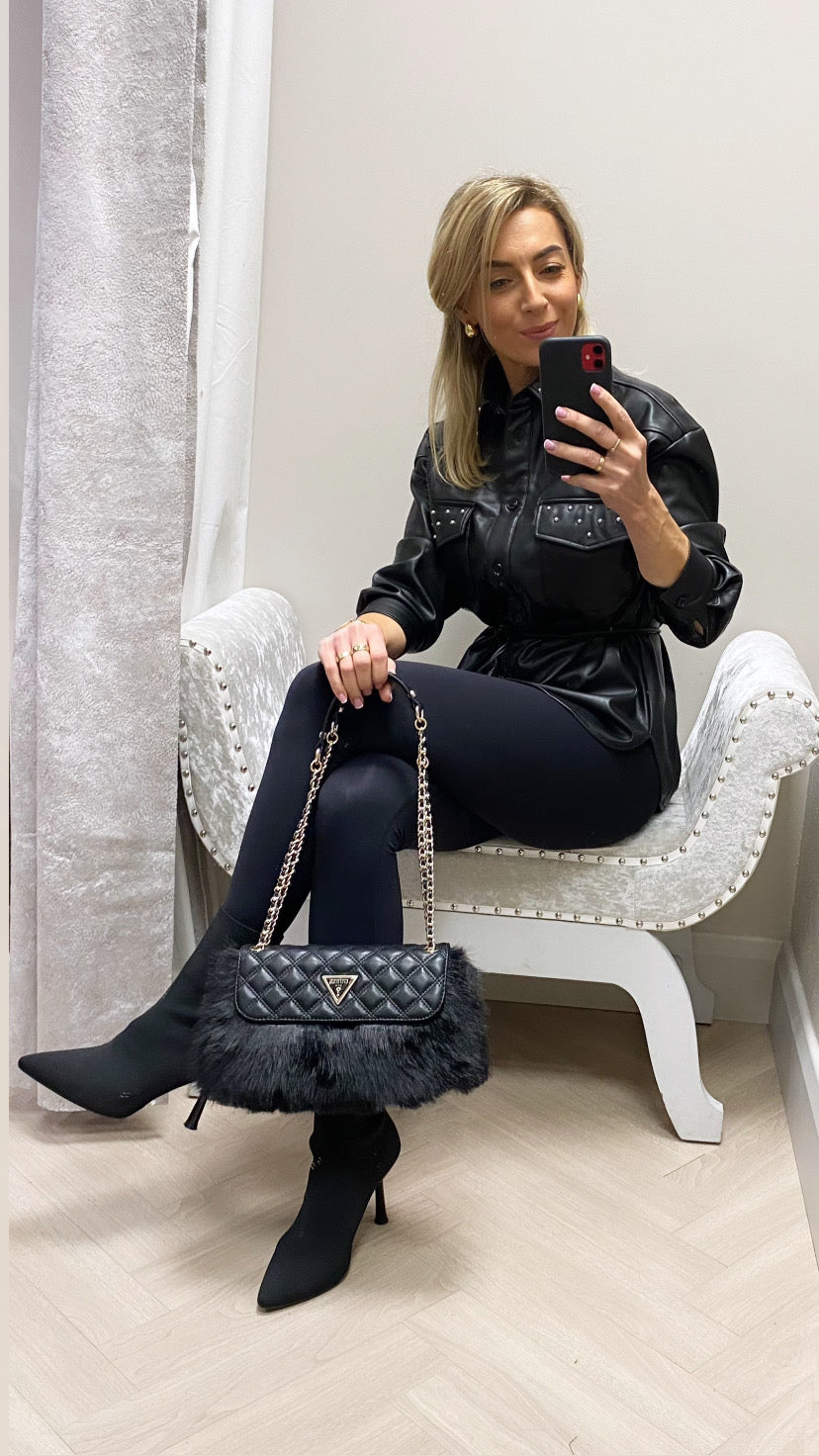Guess black lise flap over faux fur convertible shoulder / crossbody