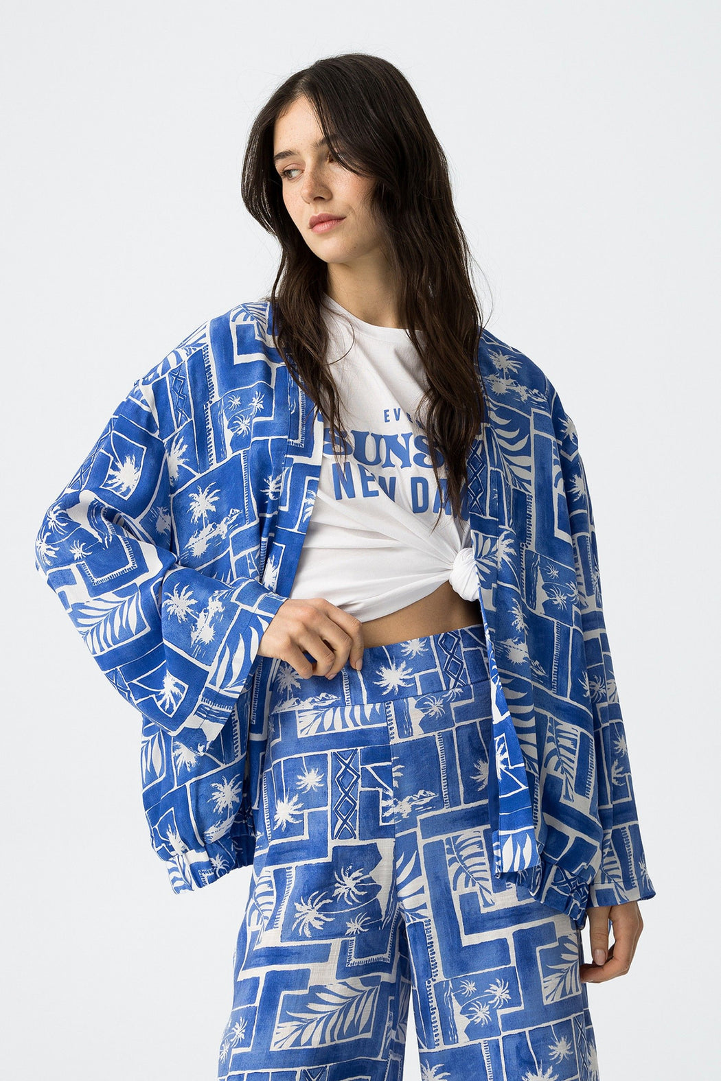 Rave blue kimona jacket