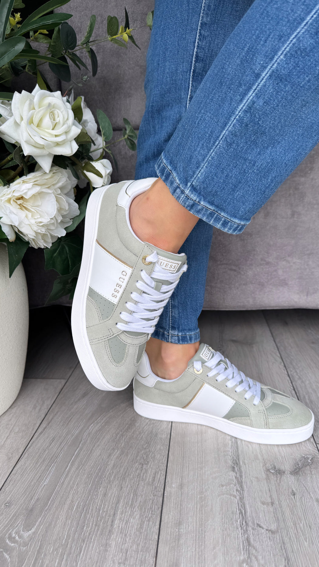 Guess green trainers FLJRO6SUe12