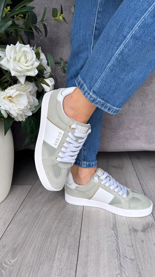 Guess green trainers FLJRO6SUe12