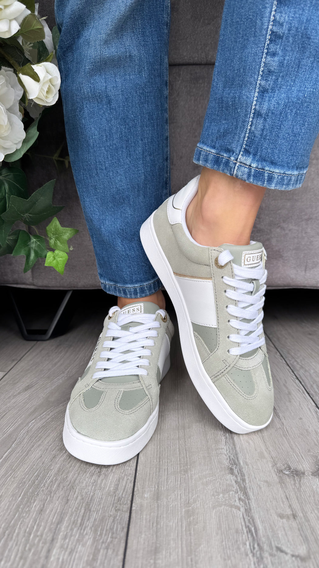 Guess green trainers FLJRO6SUe12