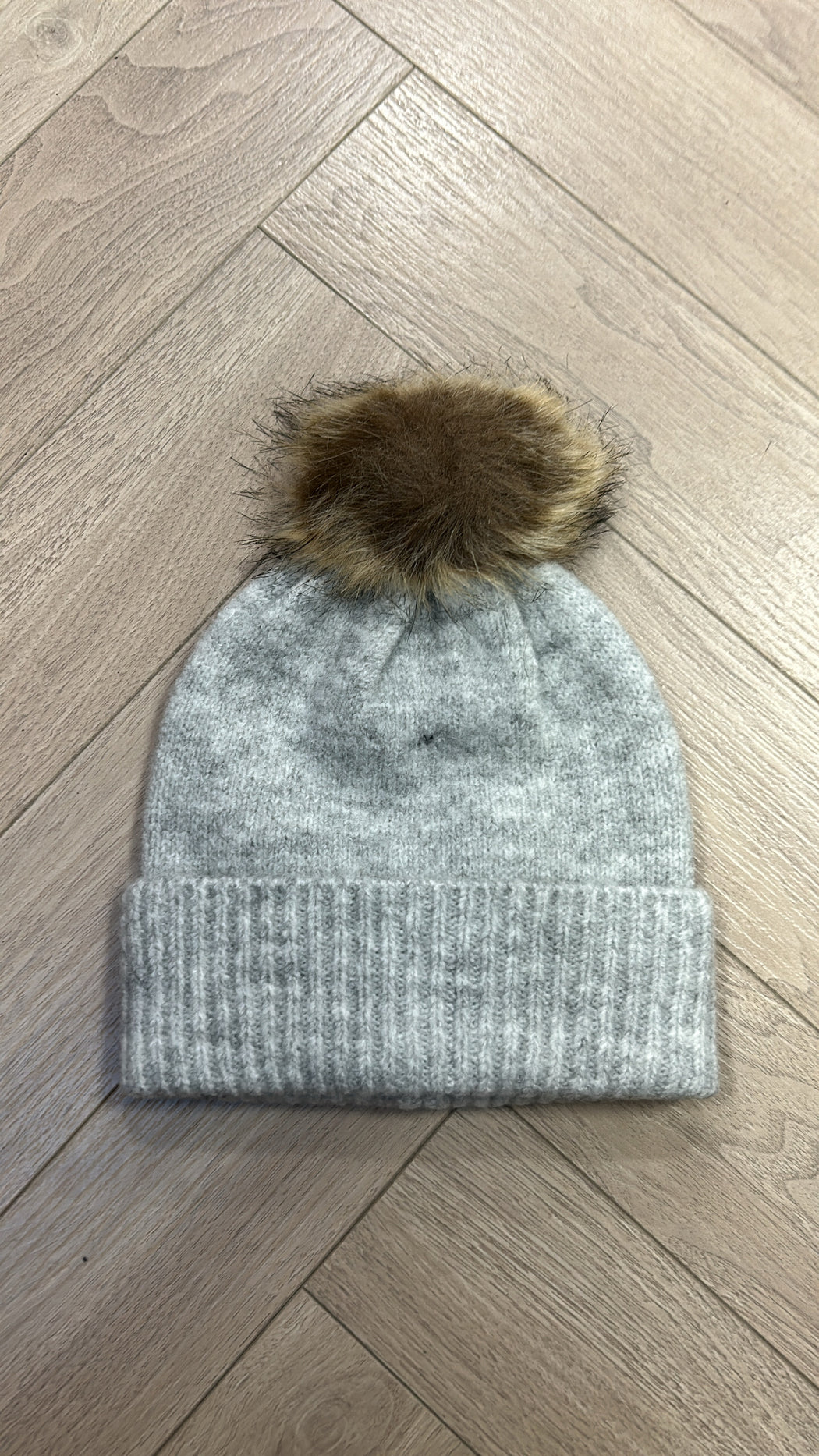 Pam grey pom hat