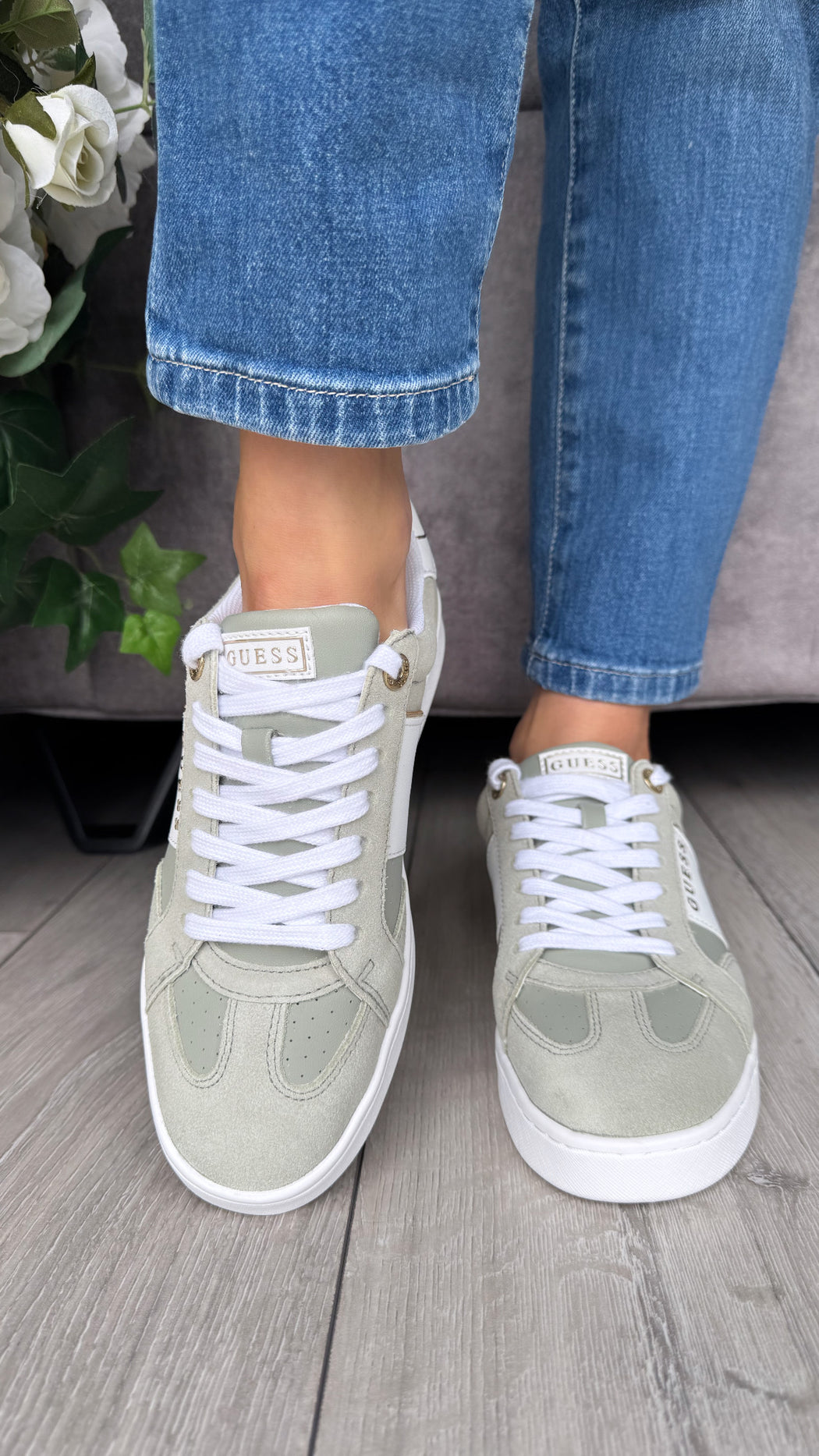 Guess green trainers FLJRO6SUe12