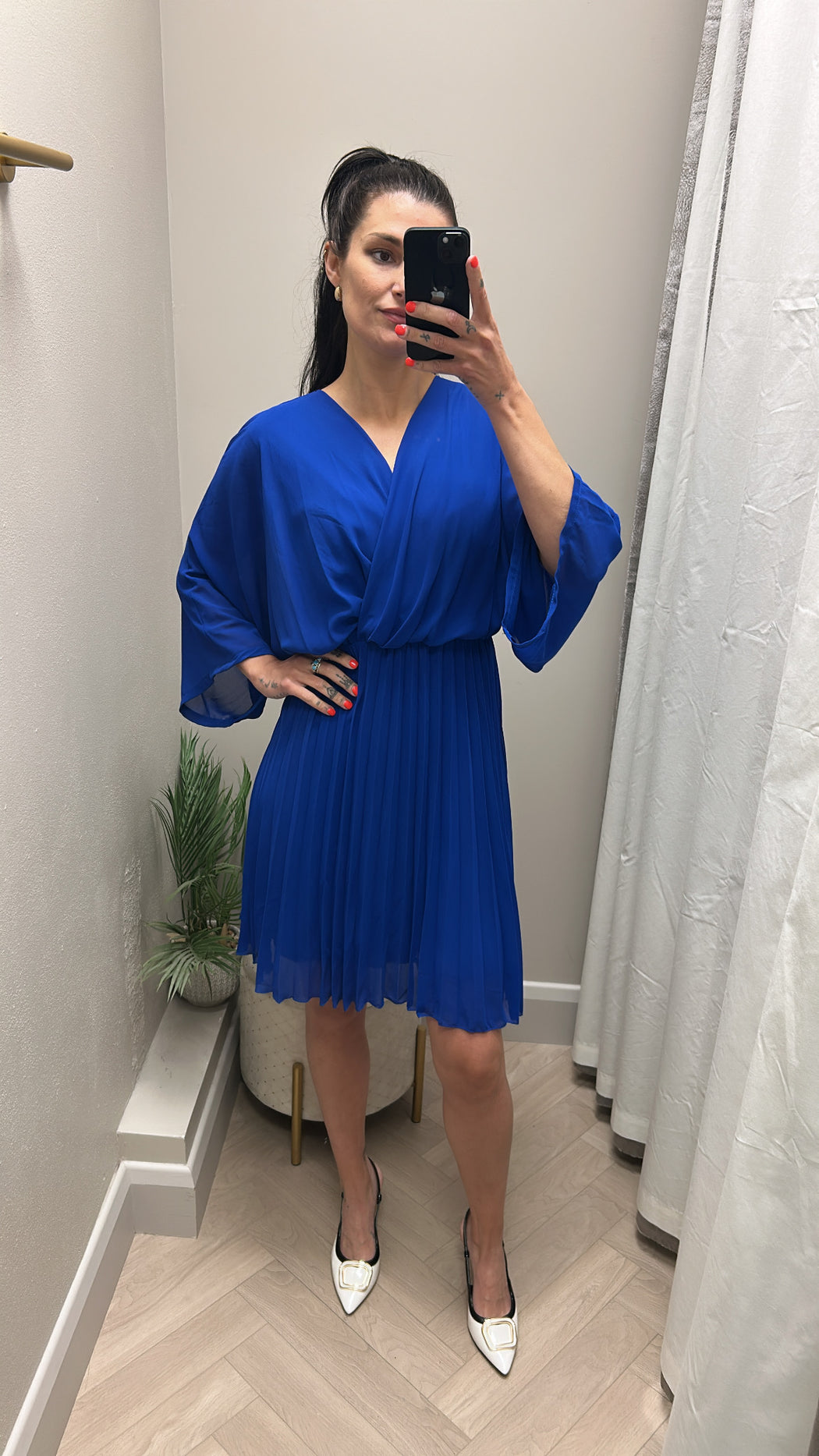 Mia blue v-neck pleated dress