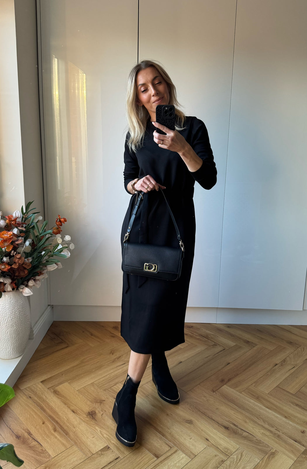 Lynette Dress black