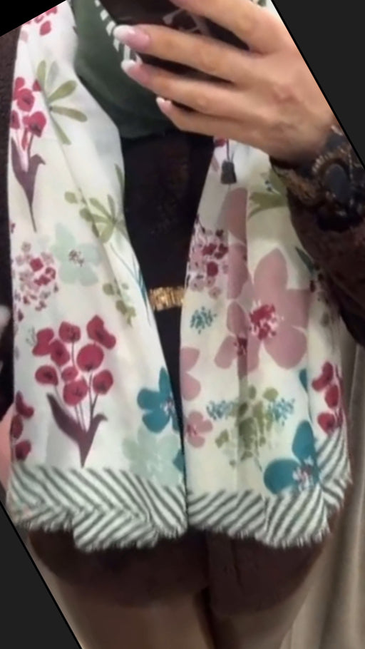 Medelin scarf
