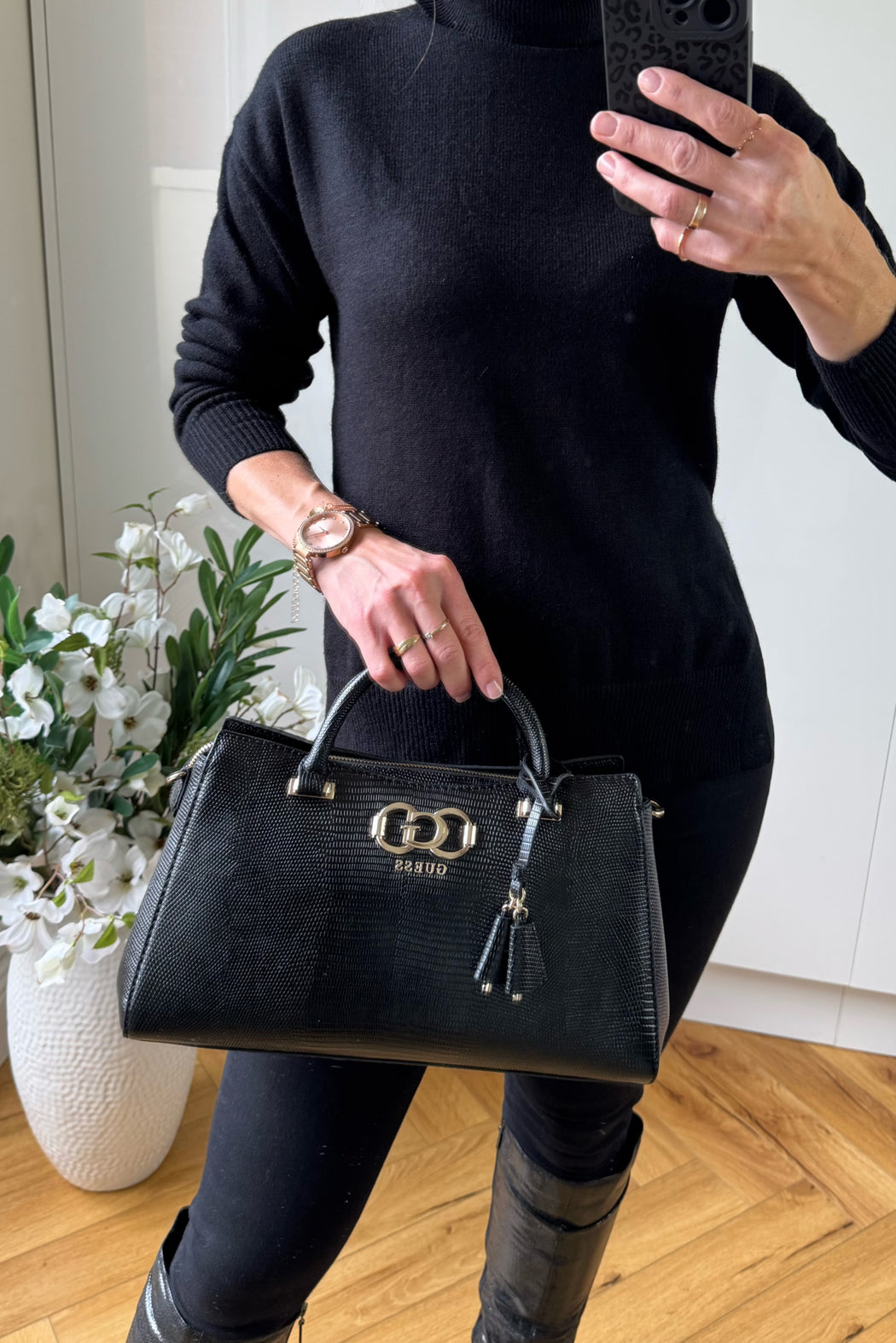 Black guess Salinge Satchel Bag kg962406