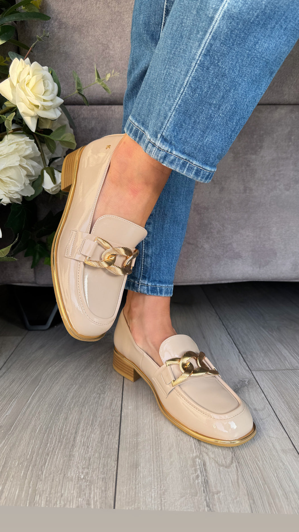 Thames est Blush Loafer