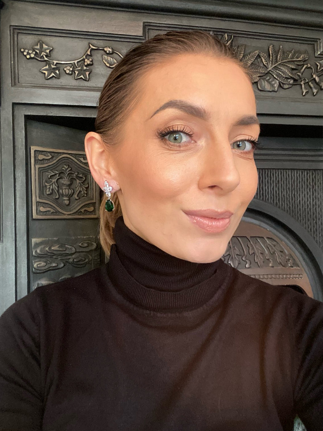 Emerald tear drop earrings
