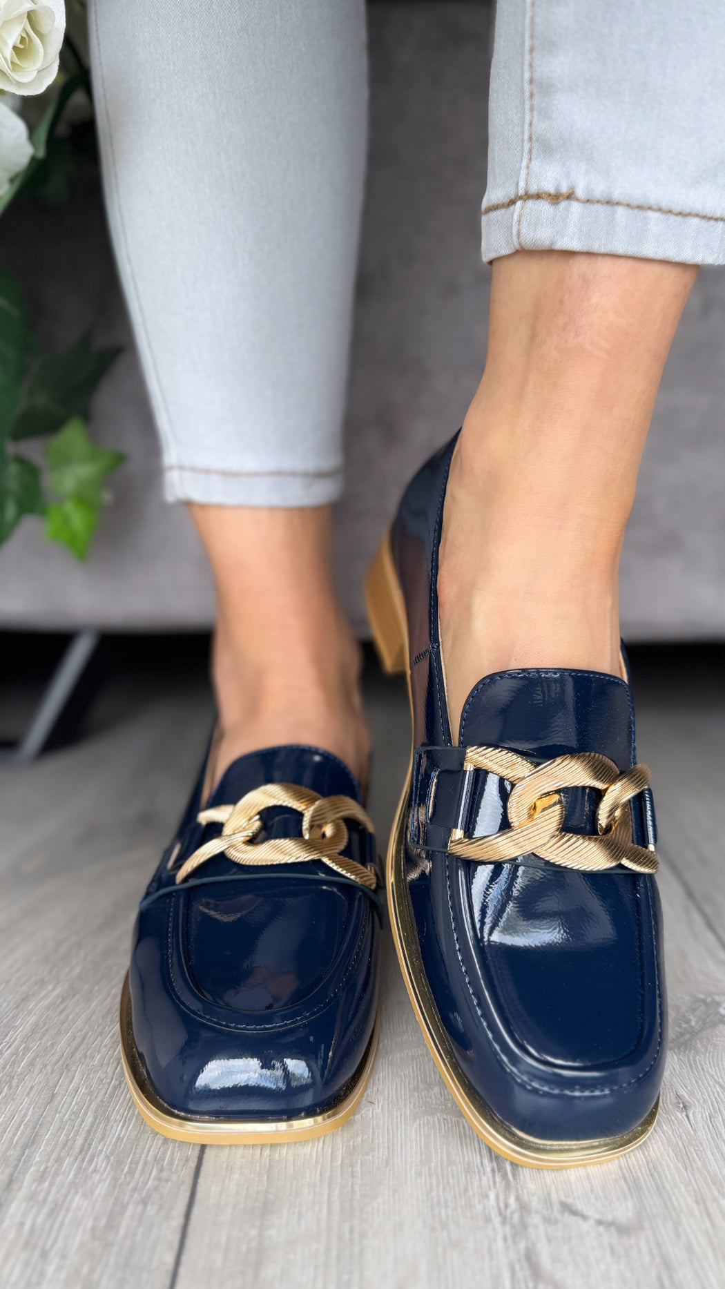 Thames Est Sapphire Loafer