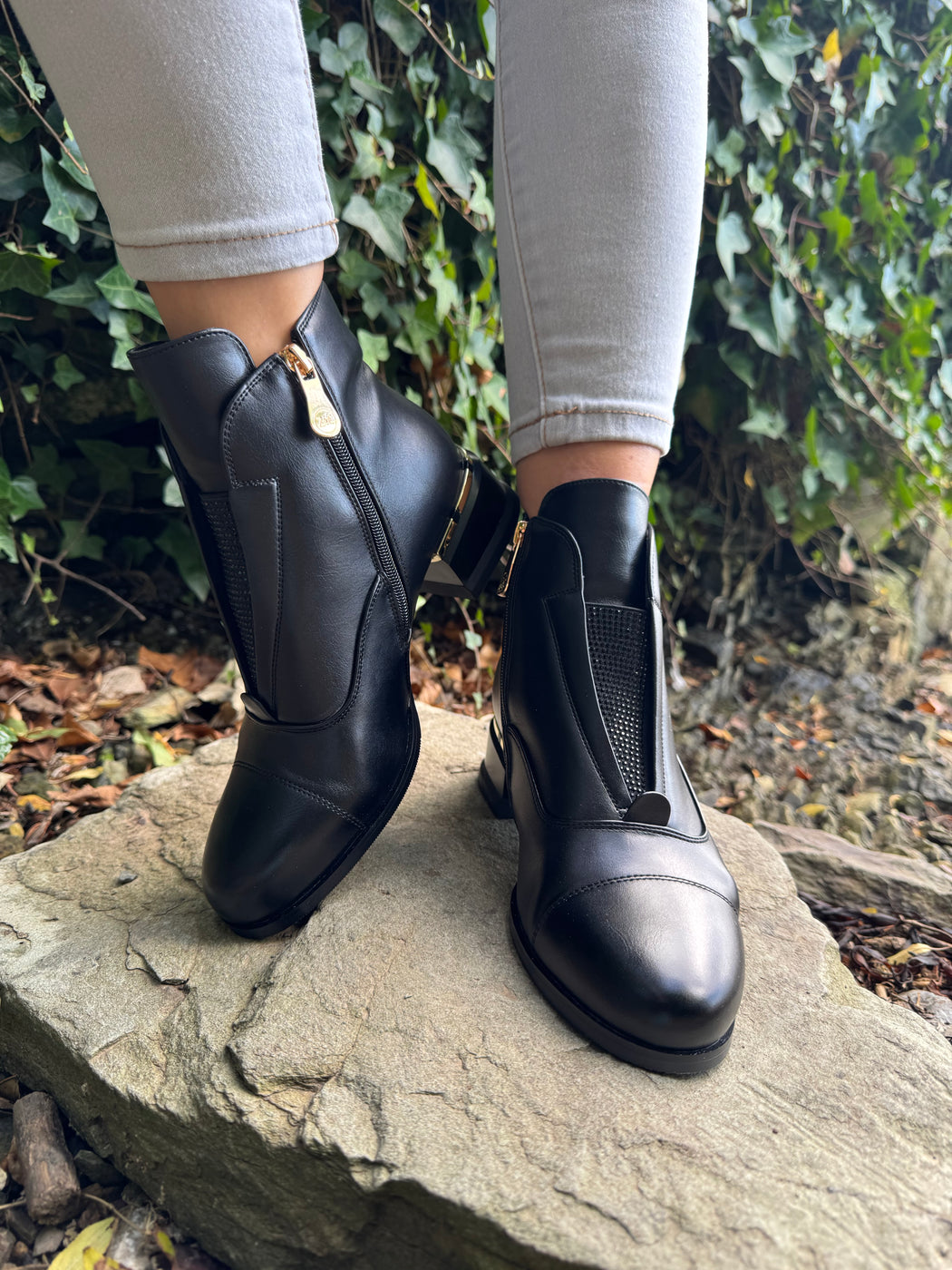 Tidore one ink sequin boot