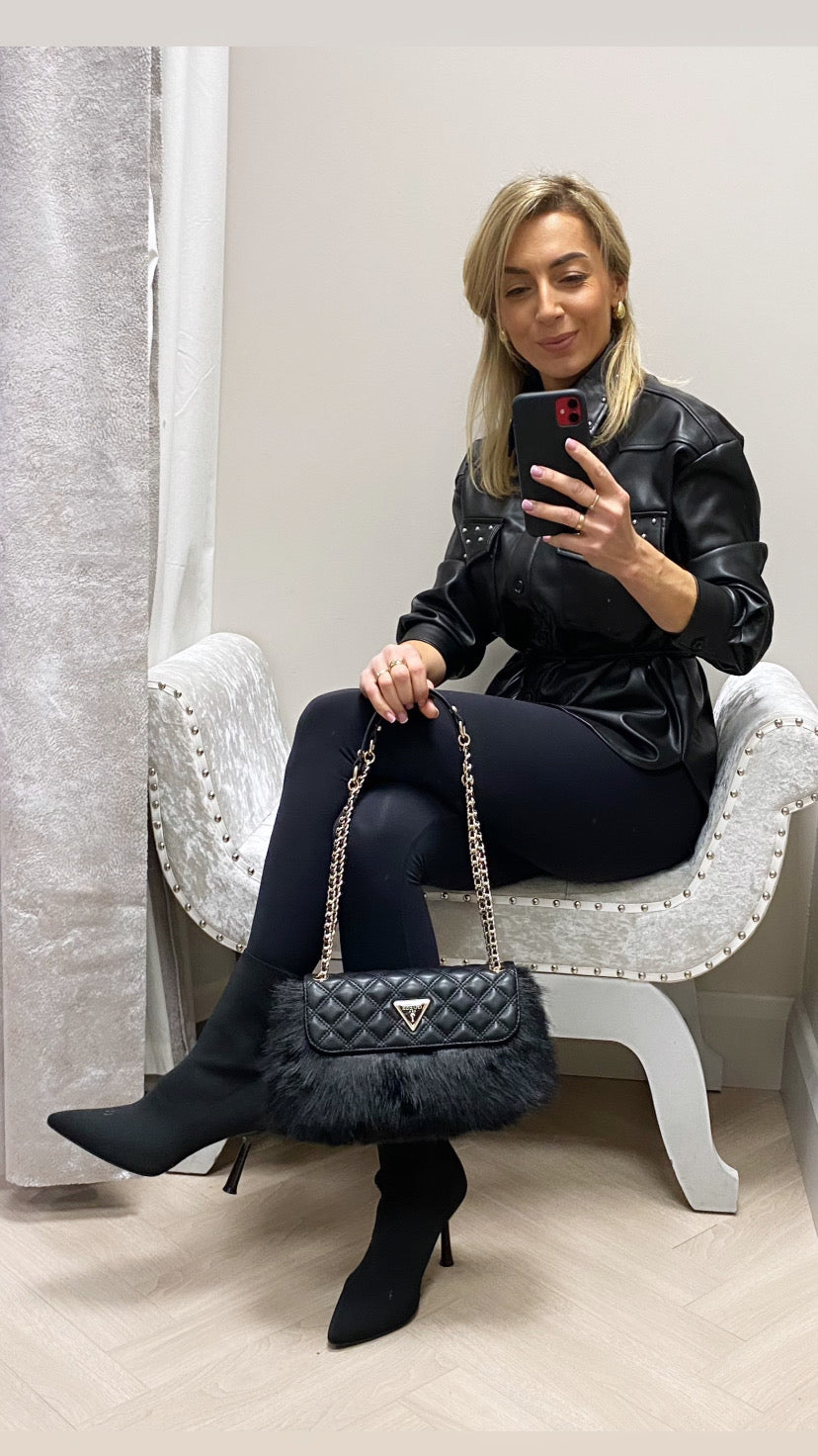 Guess black lise flap over faux fur convertible shoulder / crossbody