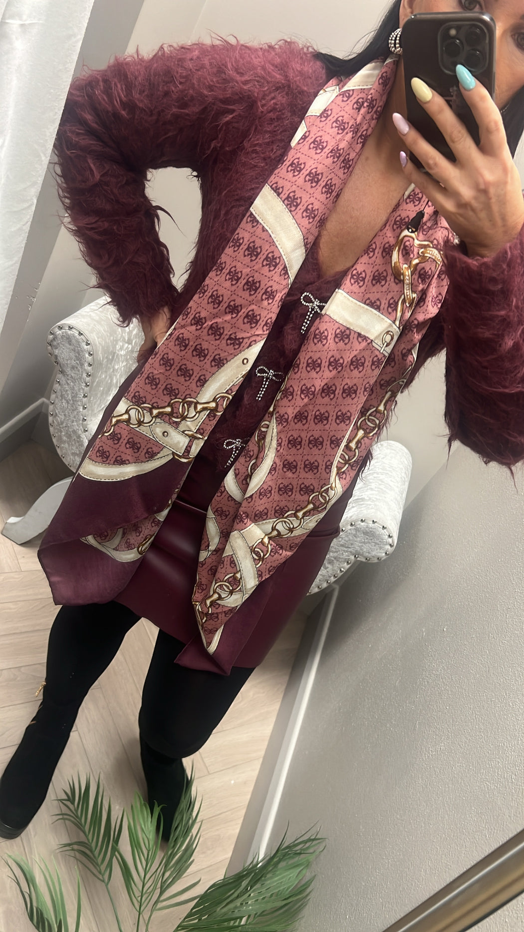 Guess Kefiah wine  AW5412POL03-wine