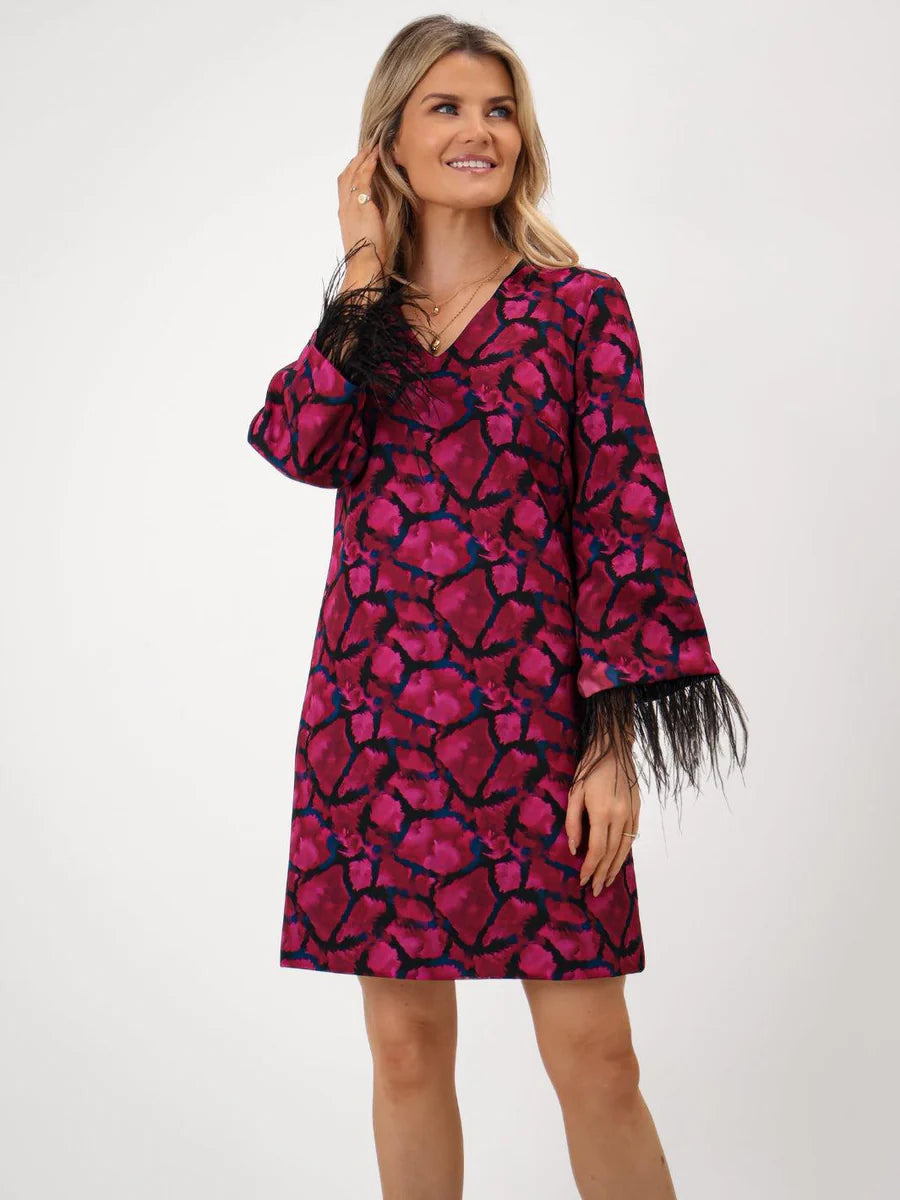 MAGENTA TAYLOR MINI SHIFT DRESS