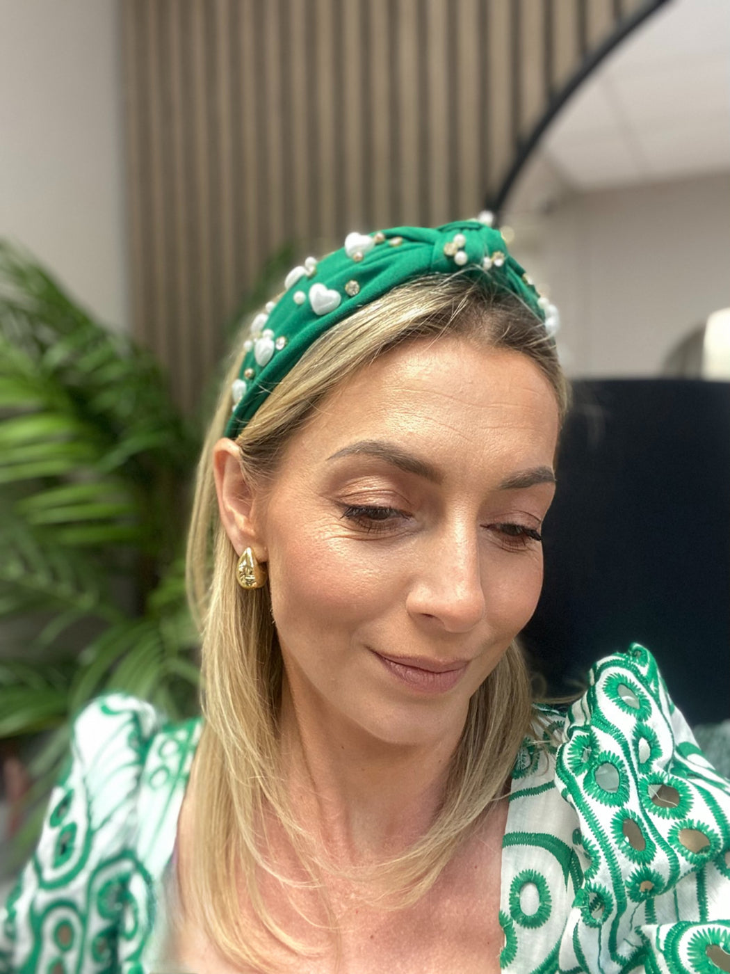Leila green knot Pearl hairband