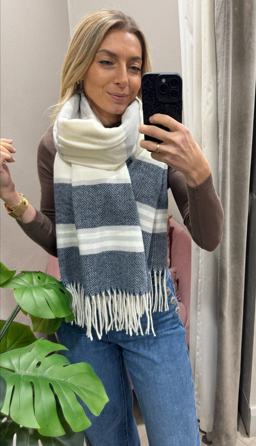 Samantha scarf
