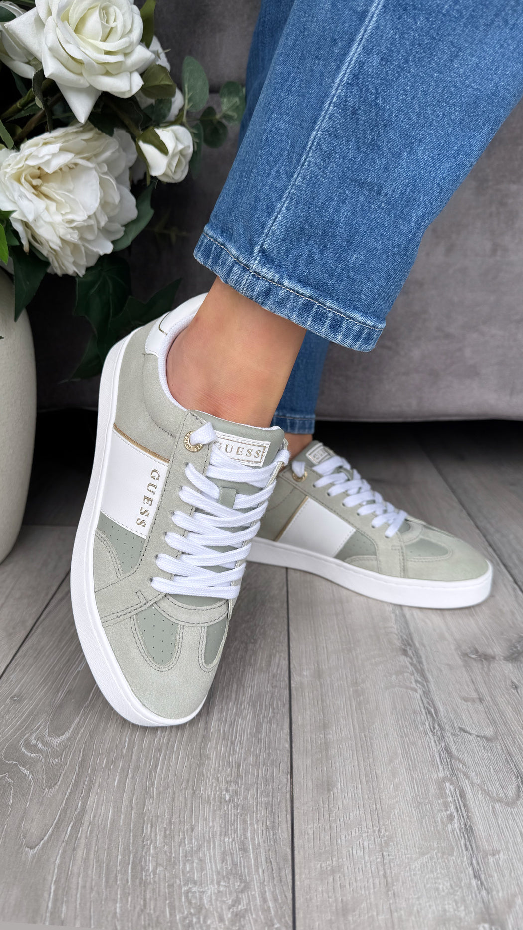 Guess green trainers FLJRO6SUe12