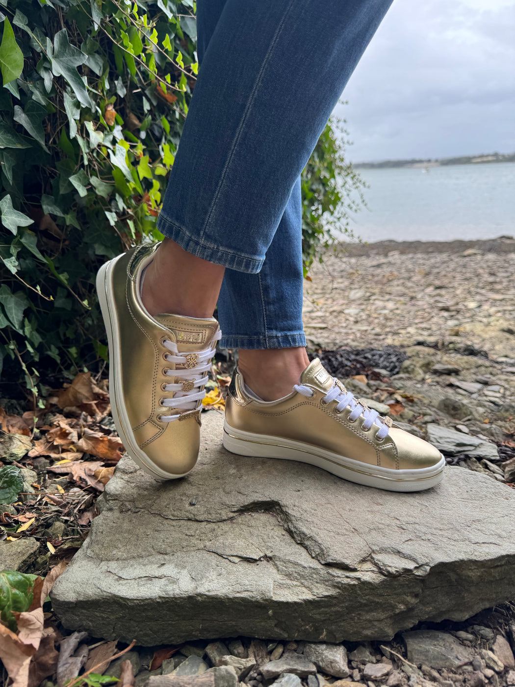 Guess gold sneaker FLTSS3LEL12