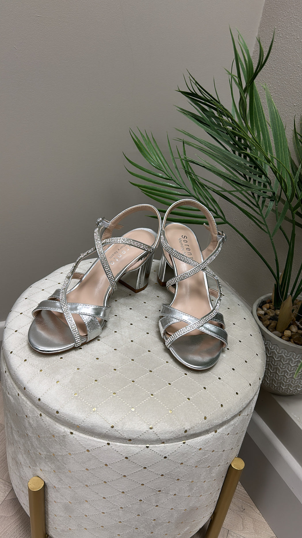 Silver oldwalls dunskey heels