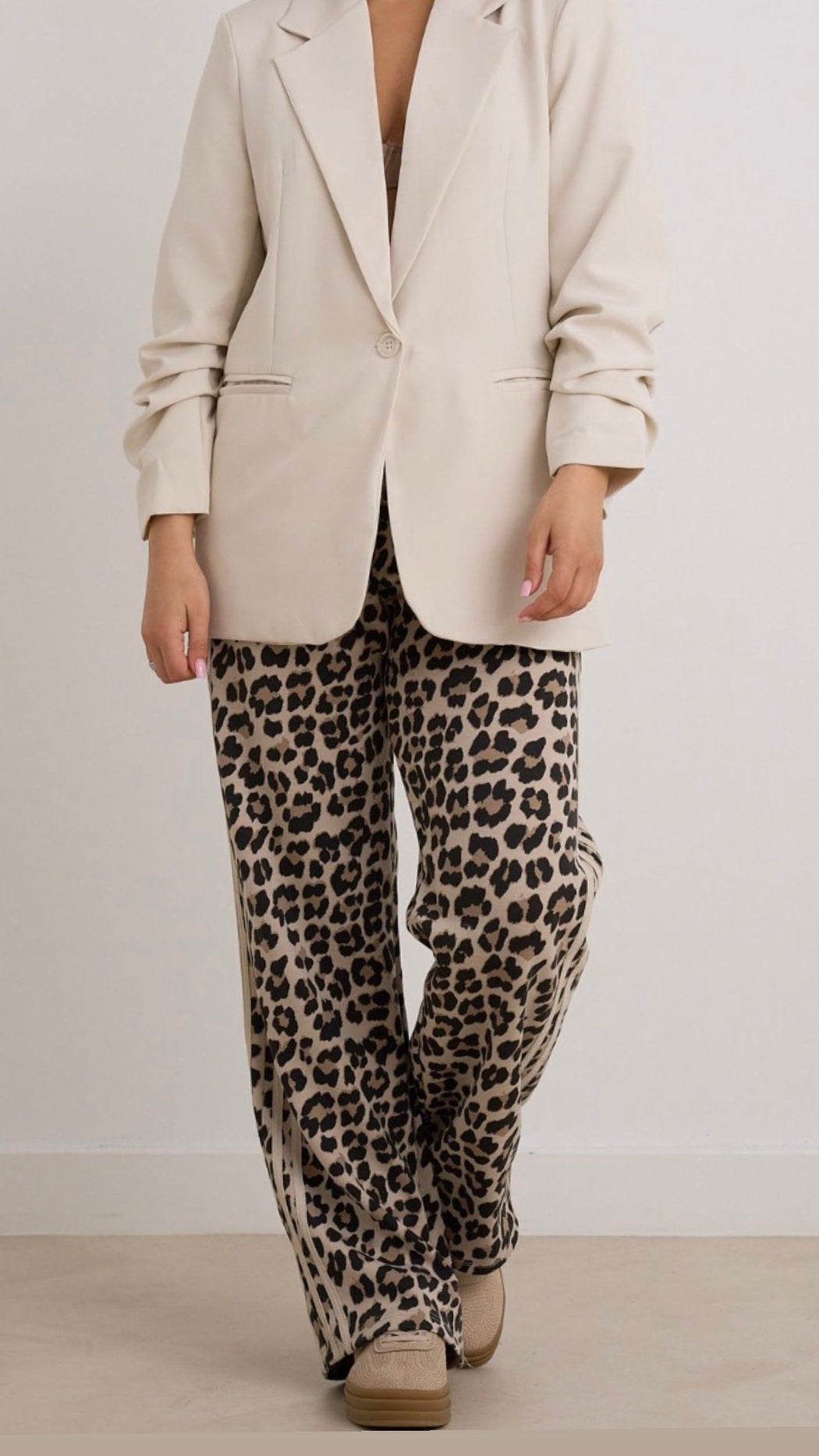 Shirley leopard trousers