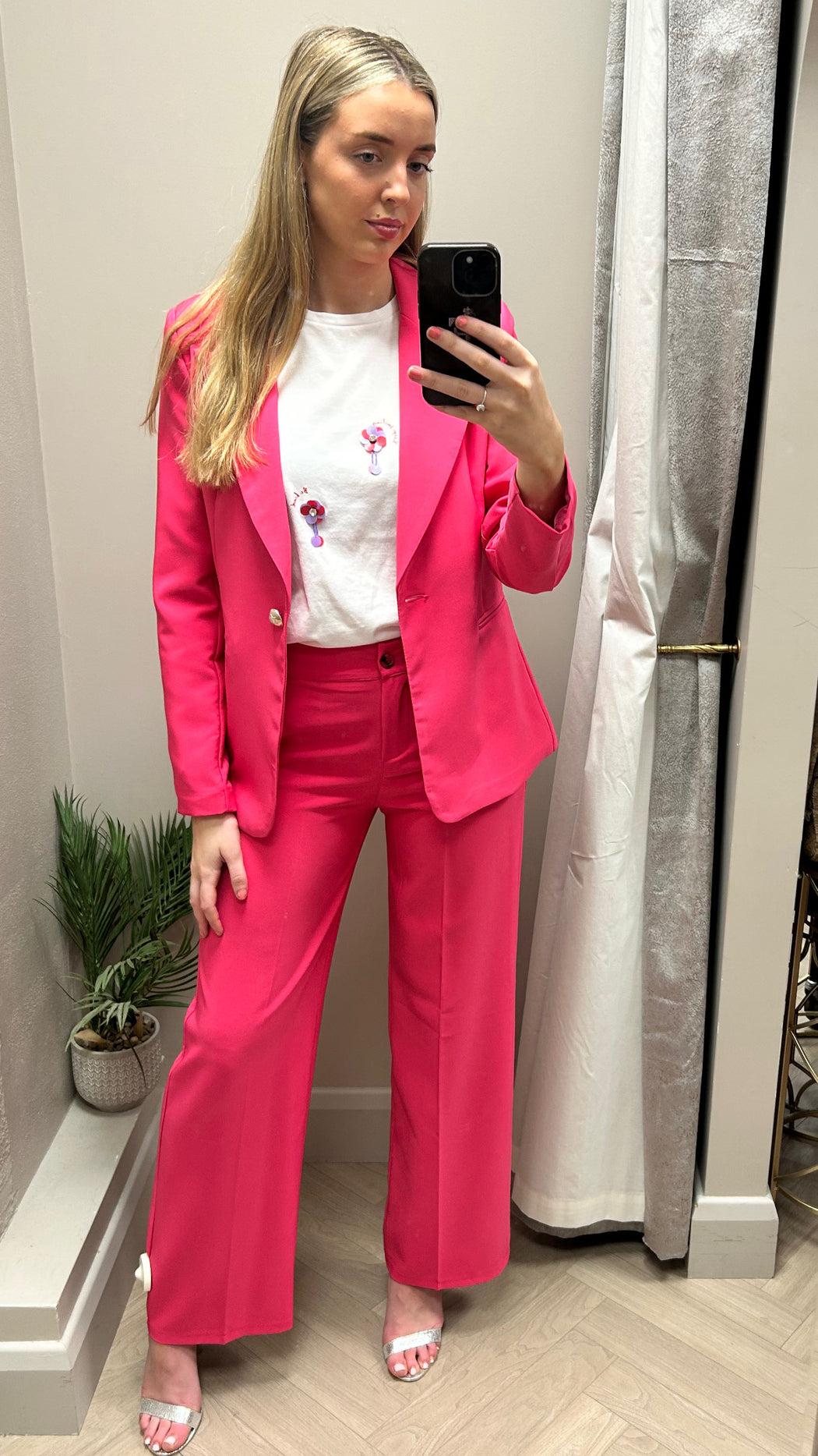 Sydney fuchsia pink suit