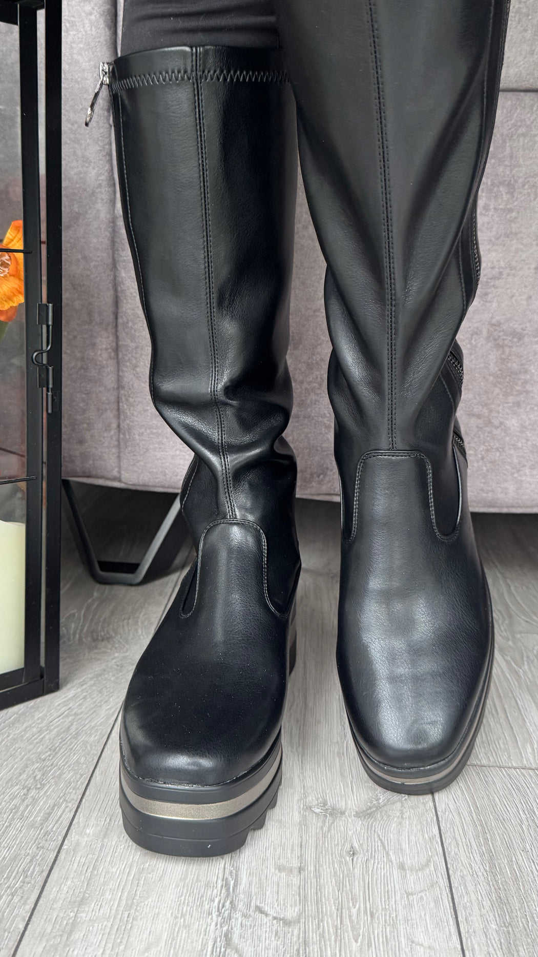 Bildale Schwarz Wedge Boots