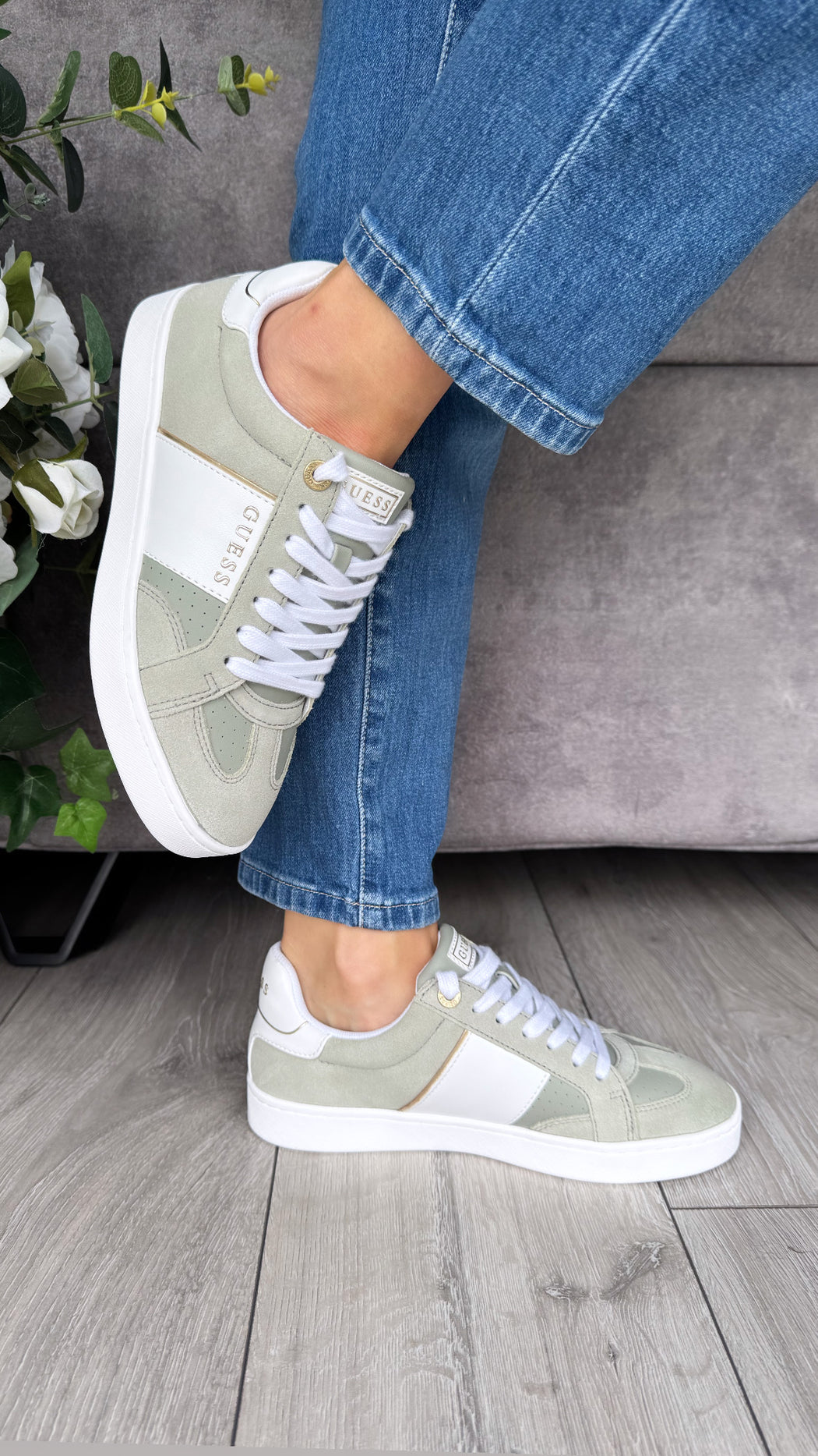Guess green trainers FLJRO6SUe12