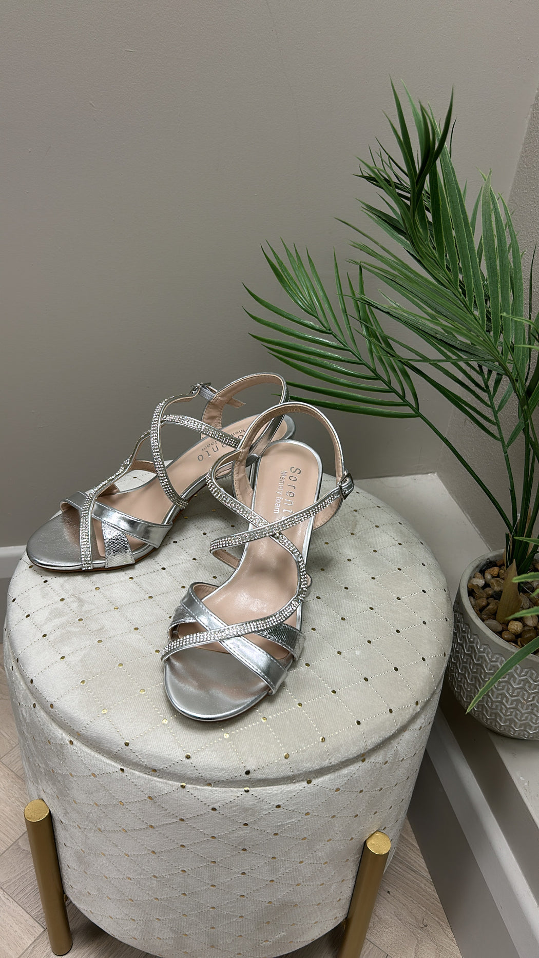 Silver oldwalls dunskey heels