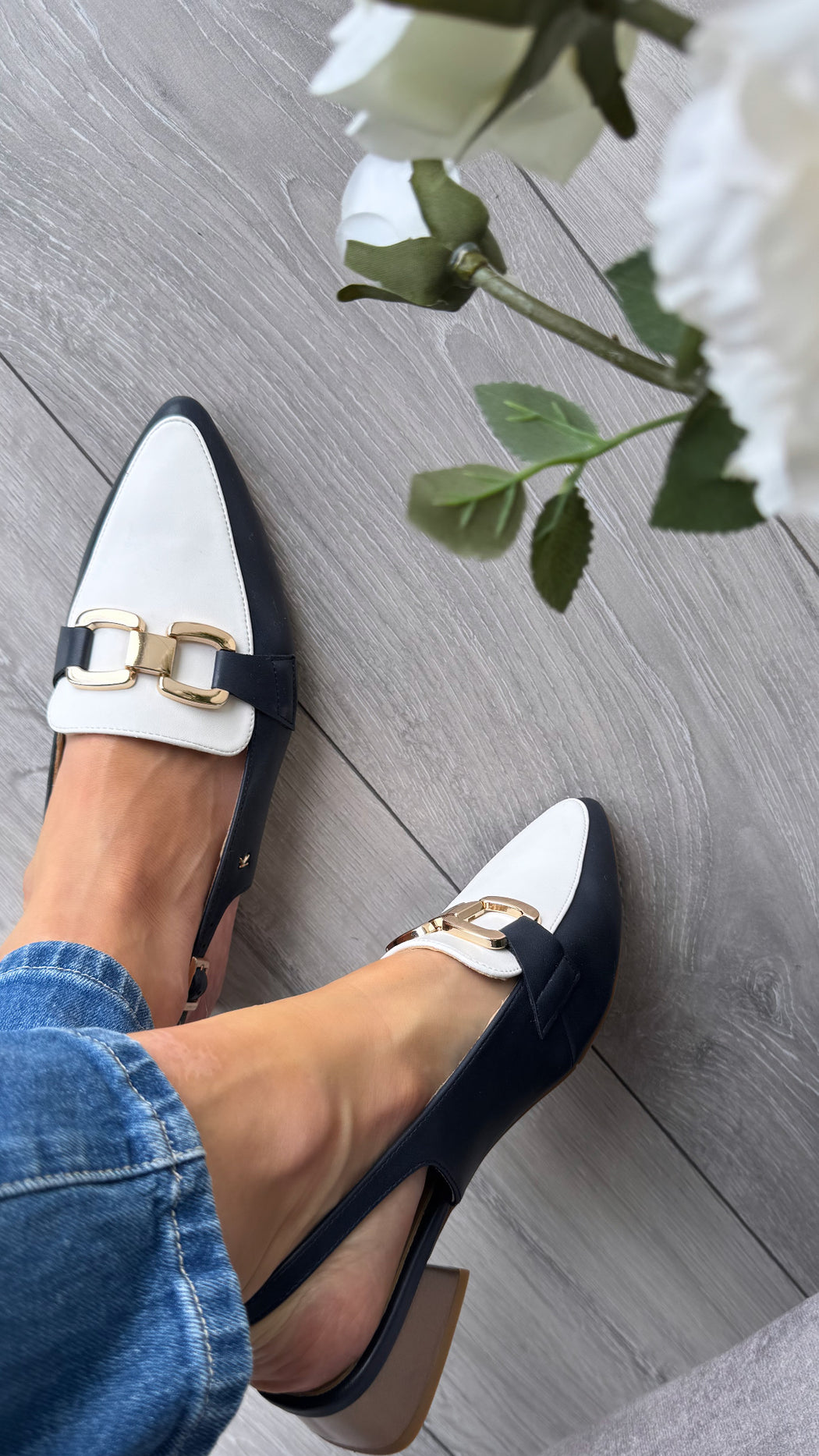 Garford sapphire slingback