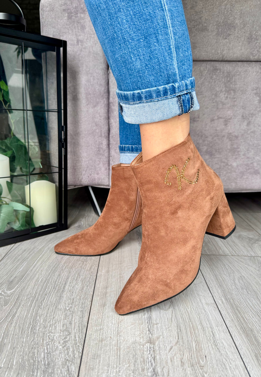 Catterton rustic ankle boots