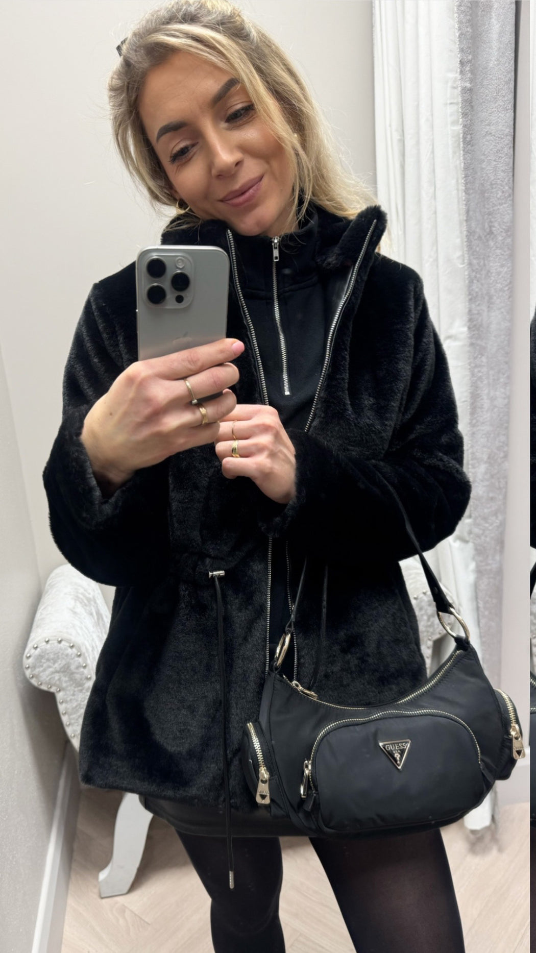 Guess black eco Gemma shoulder bag EYG839517