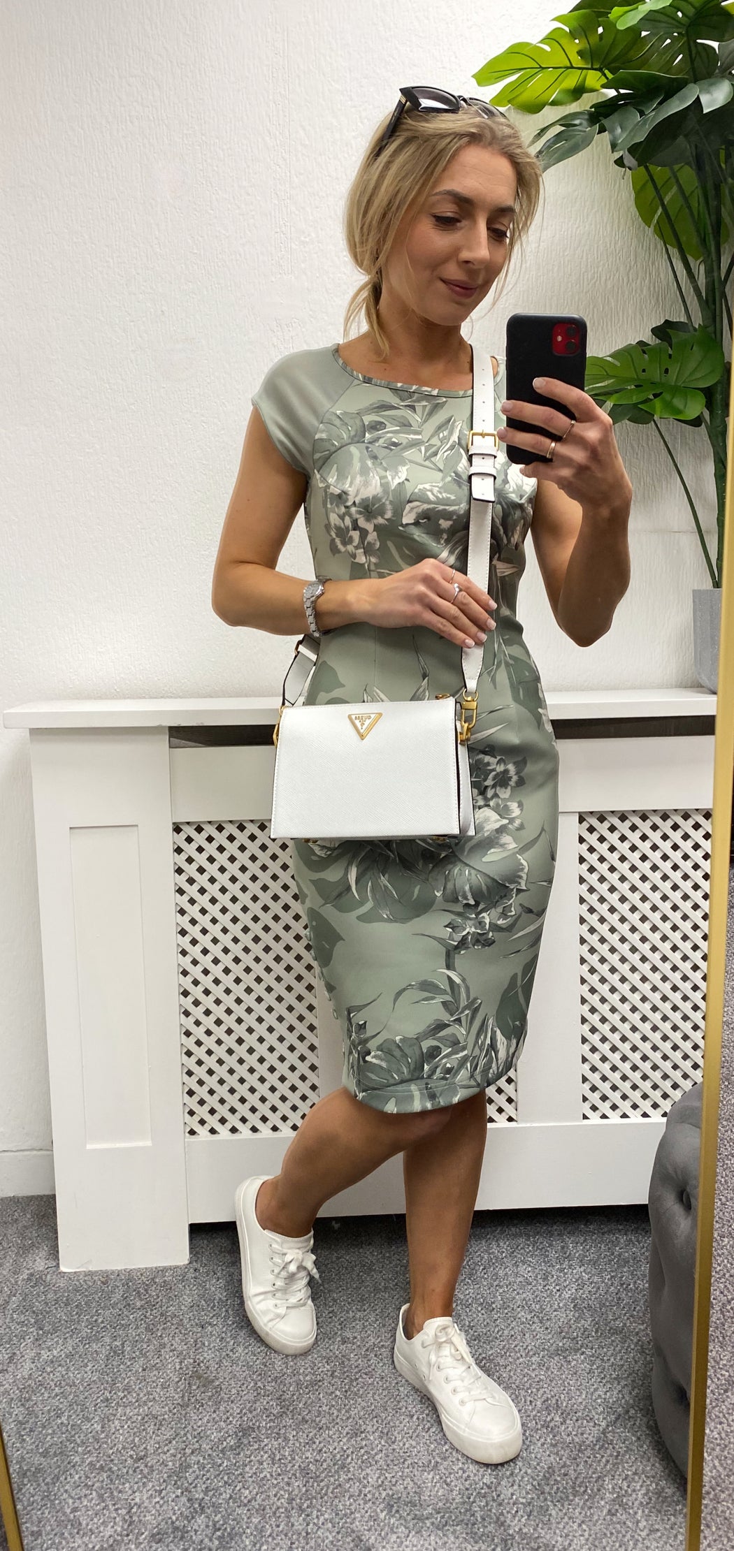 W3YK64K9UN2 guess scuba bodycon dress