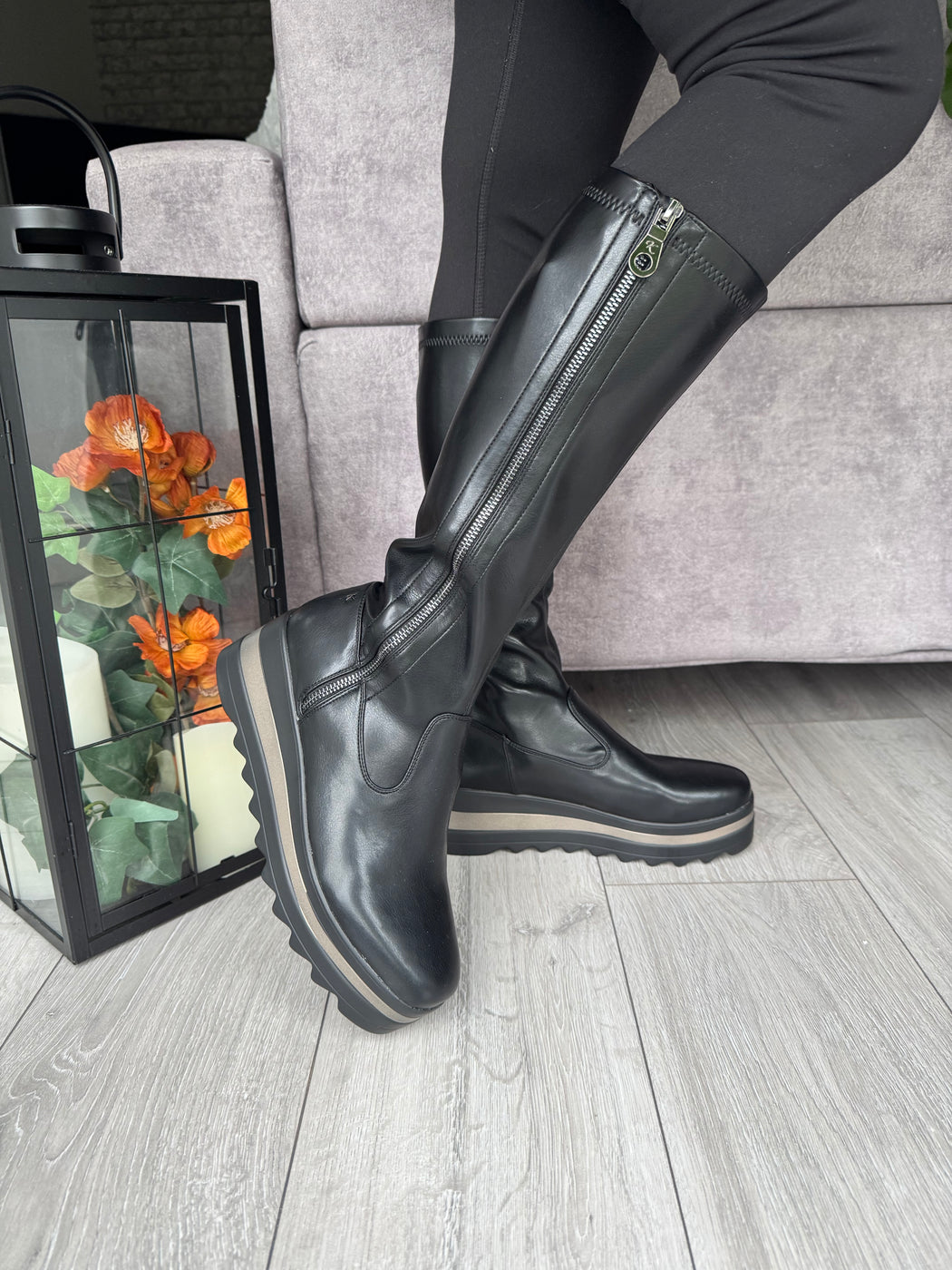 Bildale Schwarz Wedge Boots